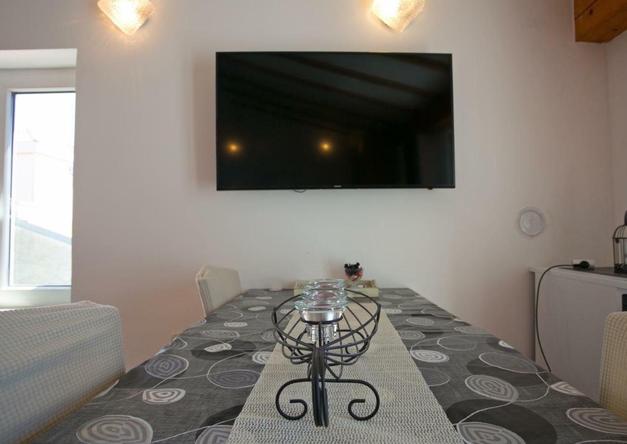 Apartments Katica เซนญ์ ภายนอก รูปภาพ